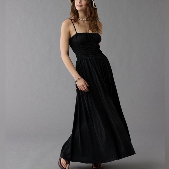 NWT AE Smocked Bodice Maxi Dress Sz S - Picture 1 of 9